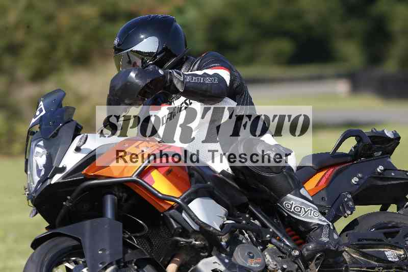 /44 09.08.2025 Plüss Moto Sport ADR/Freies Fahren/76
